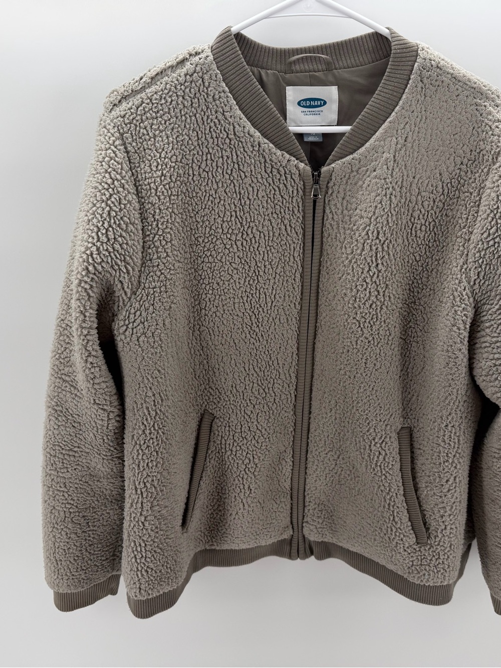 Old Navy Women’s Taupe Sherpa Jacket Size XL